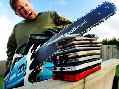 Топ-15 видеоиздевательств над смартфонами: нельзя сверлить и топить